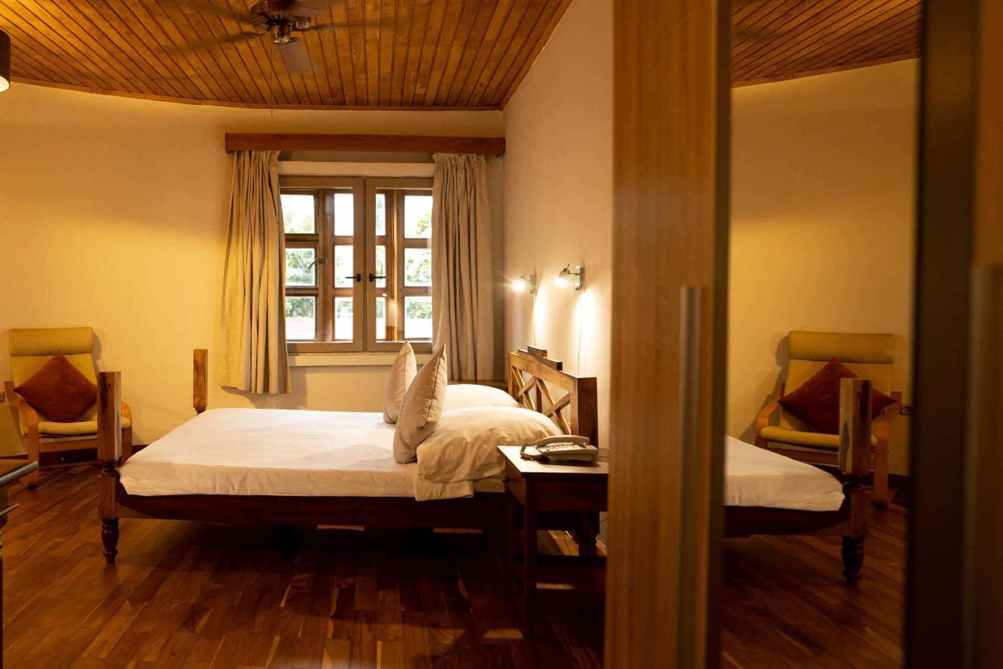 Esther'S Hotel Аккра Екстер'єр фото